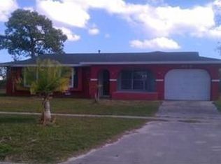 353 NE Floresta Dr, Port Saint Lucie, FL 34983