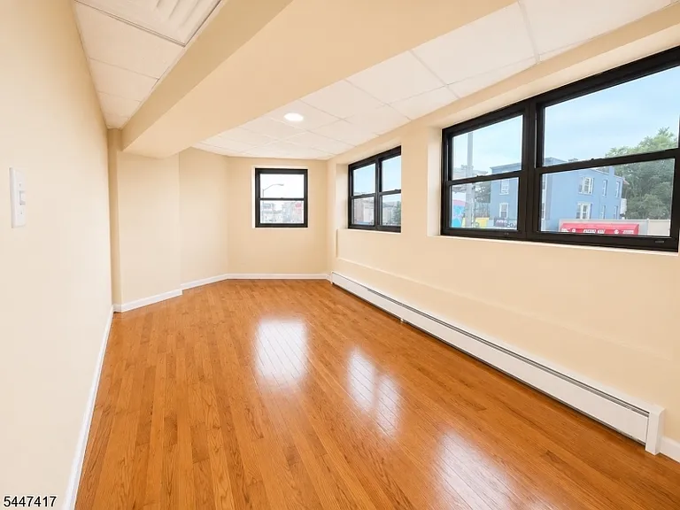 191 Bloomfield Ave #1F — Photo 5