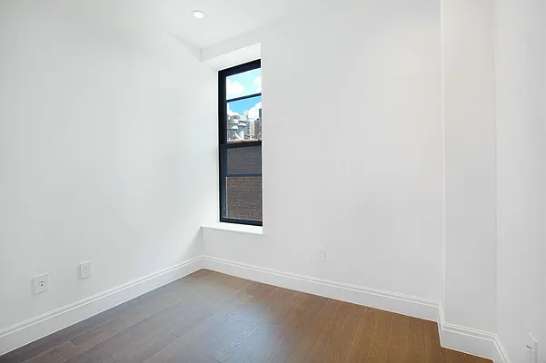 Rented by Keller Williams NYC | media 17
