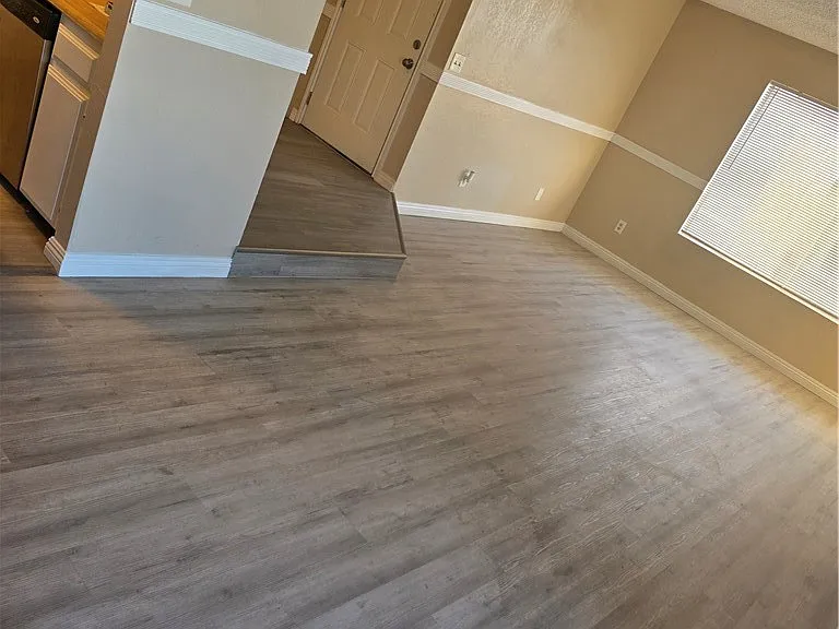 1061 May Ln — Photo 11
