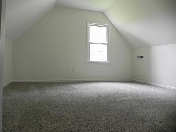 3rd image of 2403 Pristine View Rd
