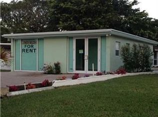 517 Lancaster St, Boca Raton, FL 33487