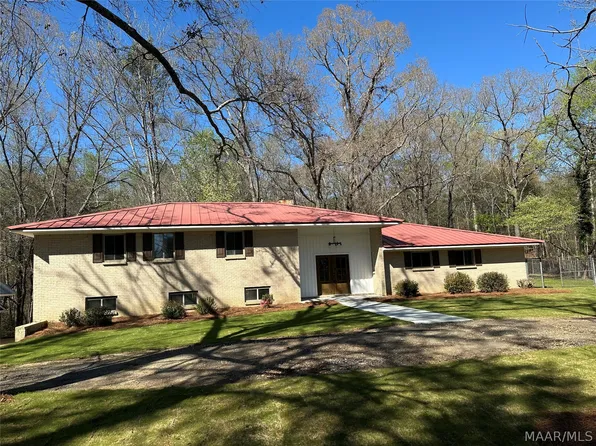 396 Spring Ln, Deatsville, AL 36022