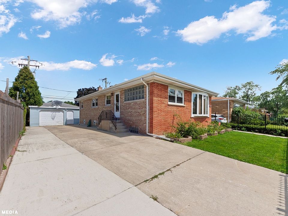 1st image of 3650 W Peterson Ave