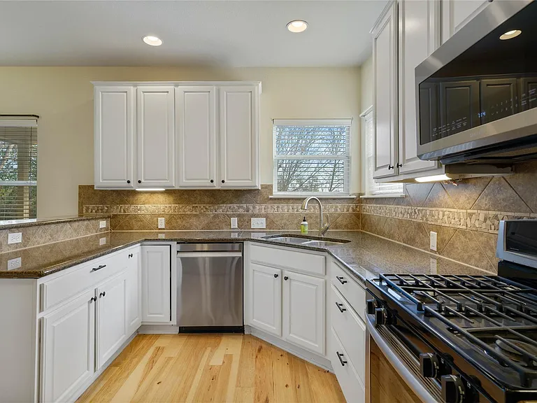 12016 Timber Heights Dr — Photo 6