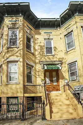 Rented by Corcoran | media 17