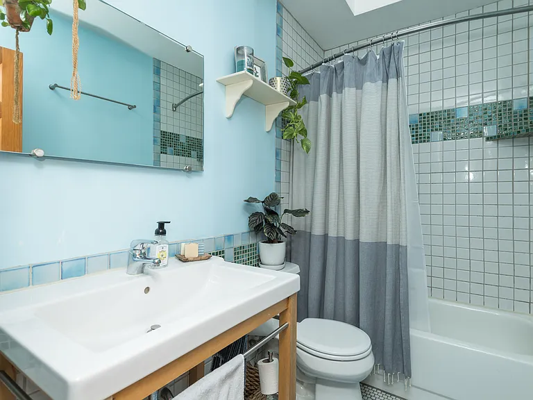 5 Fort Washington Pl — Photo 17