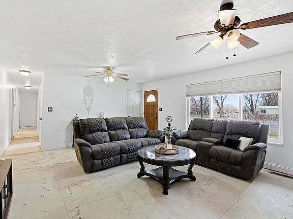 5th image of 1800 W 1500 N