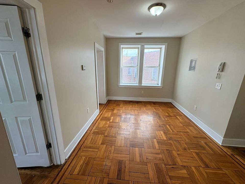 1st image of 234 N 18th St #3E