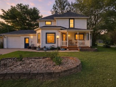 455 NE 2nd St, Earlham, IA, 50072