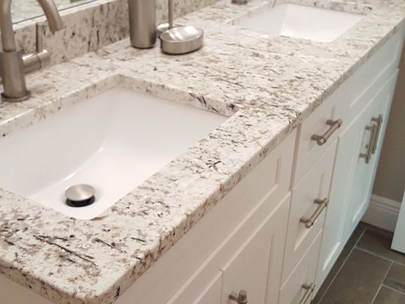 3rd image of 2412 Rock Ln