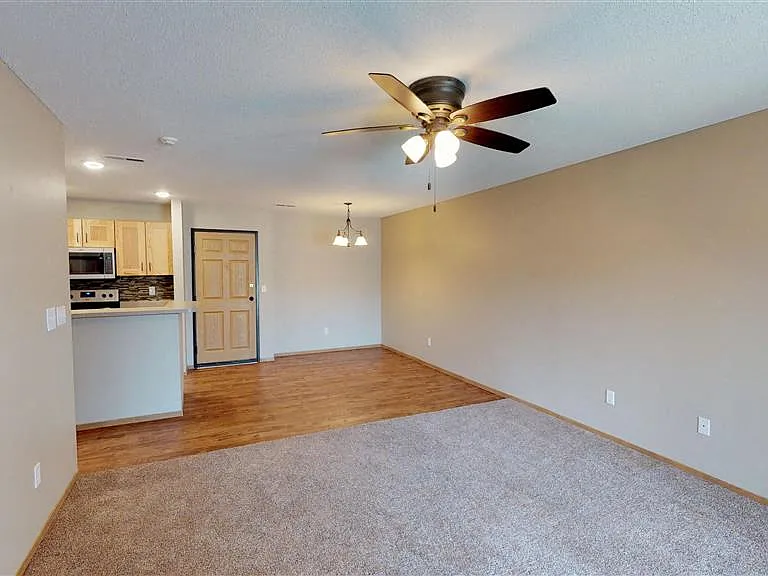 Oakmont Estates — Photo 48