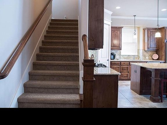 5th image of 508 Hearth Ter