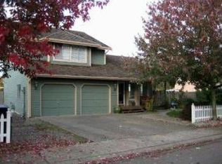 375 Chinook Ave, Enumclaw, WA 98022