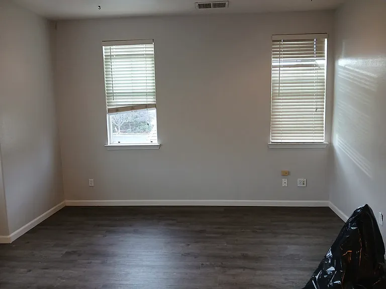 372 W Erics Way — Photo 13