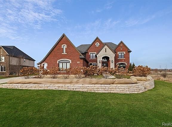 2nd image of 1080 Sheffield Park Ln