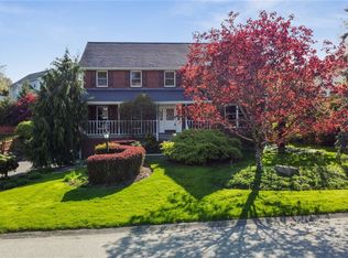 1009 Manor Vue Ct, Delmont, PA