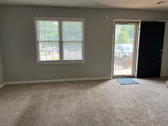 3rd image of 2259 Forest Acres Dr #2259