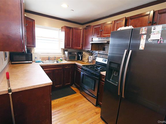4th image of 162-21 102nd Street