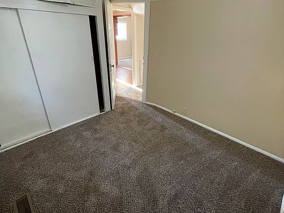 4th image of 160 Quincy St #160