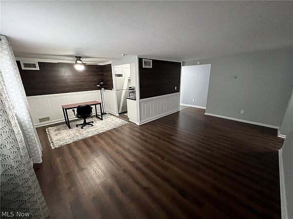 5th image of 22121 River Oaks Dr #E1