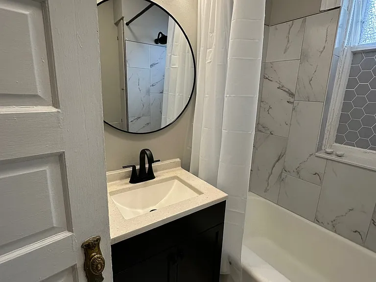 6049 McPherson Ave — Photo 5