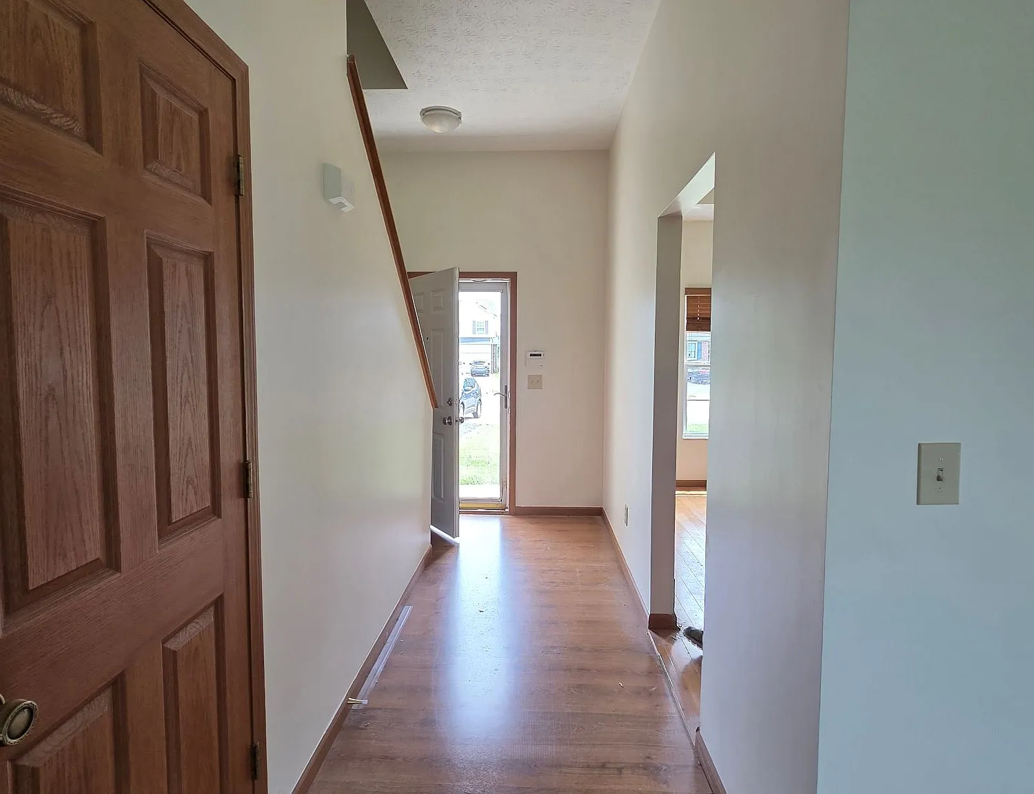 4778 Elmont Pl — Photo 2