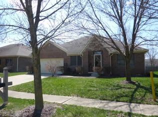 5735 Kensington Way S #55, Plainfield, IN 46168