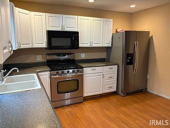 3rd image of 1217 Academy Pl