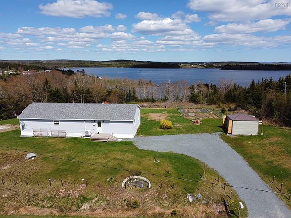 4th image of 101 Scrivens Rd
