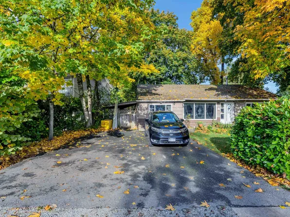735 Lea Ave, Coquitlam, BC V3J 4H4