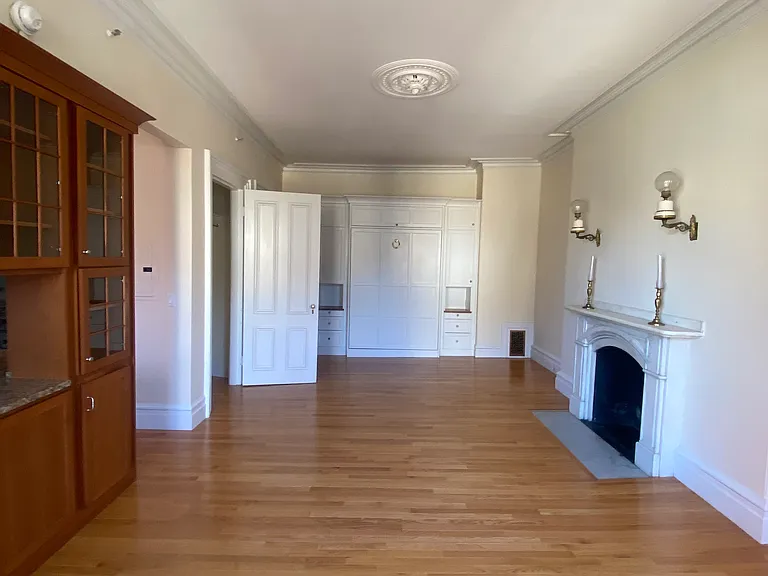 39 Commonwealth Ave #3R — Photo 13