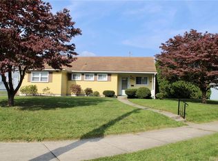 1918 Hilltop Ter, Bethlehem, PA 18018