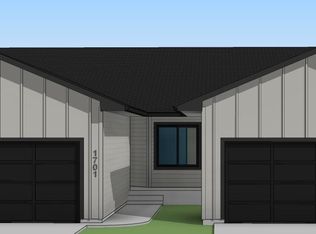 1701 N Tina Dr, Sioux Falls, SD 57110