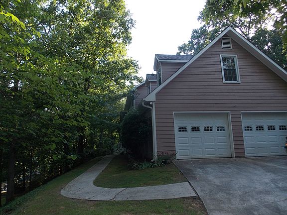 4th image of 12 Idlewood Dr