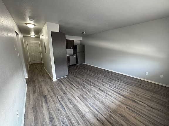 5th image of 2405 W 2nd Ave APT 23