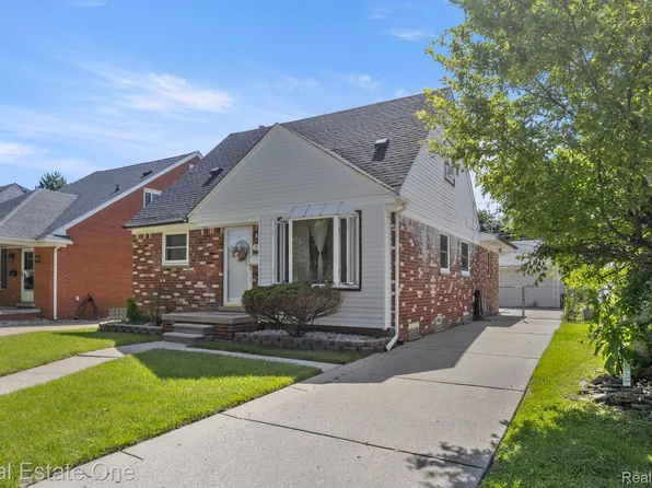 3760 Gertrude St, Dearborn, MI 48124
