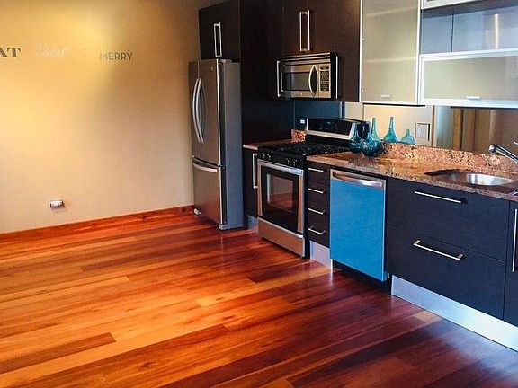 3rd image of 5346 S Cornell Ave APT 404