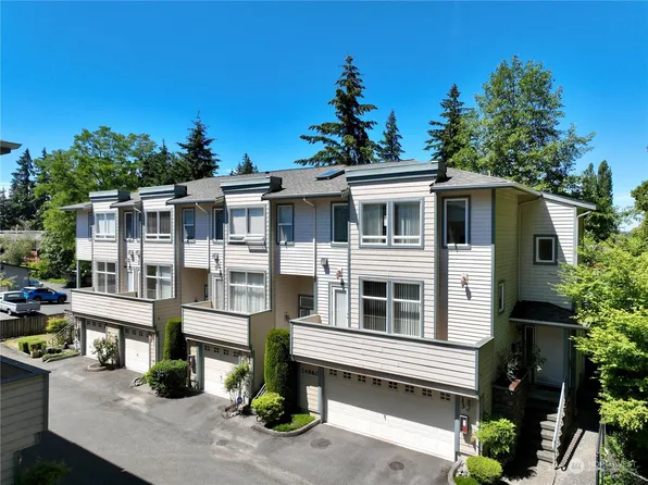 14860 SE 16th Street #11, Bellevue, WA 98007