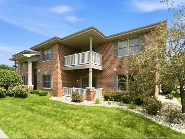 629 Cambridge Ct Unit 1-D, Munster, IN 46321