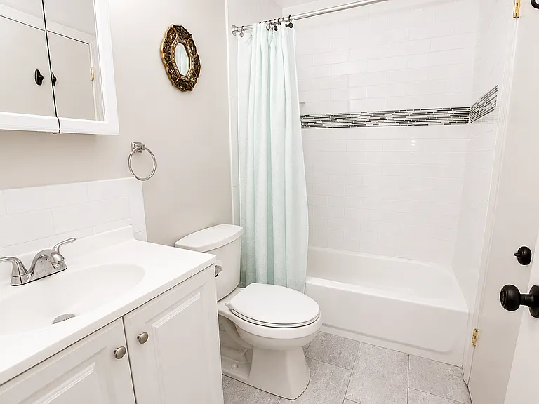 40 Huntington Ct #40 — Photo 11