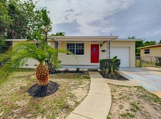 920 Berkshire Rd, Daytona Beach, FL 32117