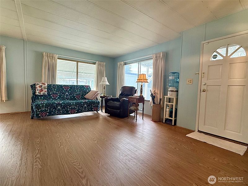 5th image of 11622 Silver Lake Road #55