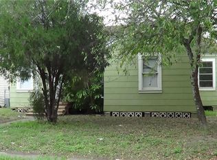 1017 E 4th St, Alice, TX 78332