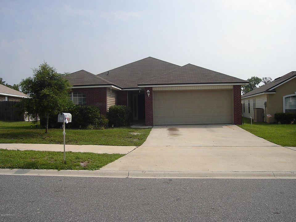1st image of 2628 Creekfront Dr