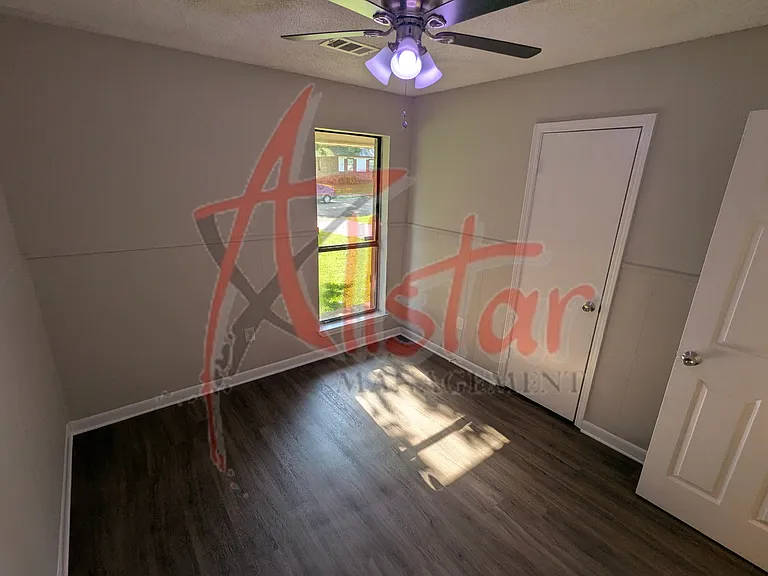 7354 Northbrook Dr — Photo 9