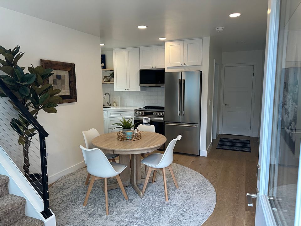 1st image of 3430 Woodland Way