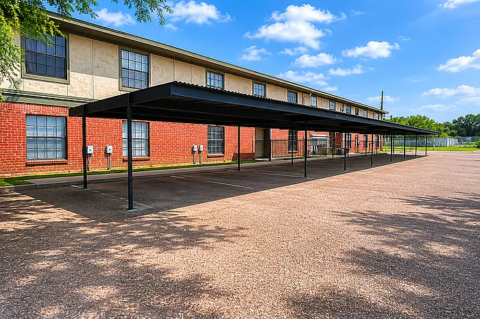 2 bed, 1.0 bath, $665 — Photo 2