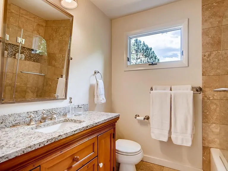 1658 Bear Mountain Dr — Photo 11