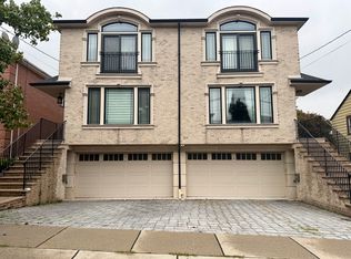 219 Roff Ave #A, Palisades Park, NJ 07650